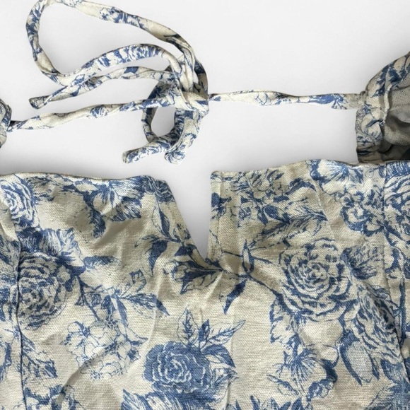 Altar'd State Blue and White Floral Crop Top - Picture 5 of 8